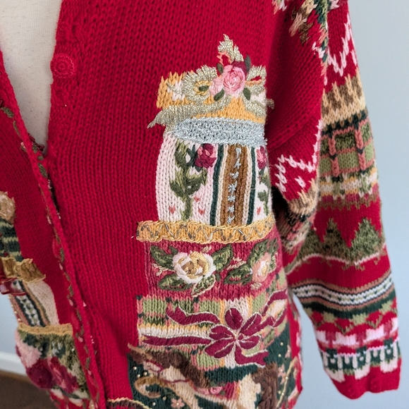 Women's Vintage Tiara Collection Teddy Bear Red Flower Sweater Cardigan - Picture 5 of 7